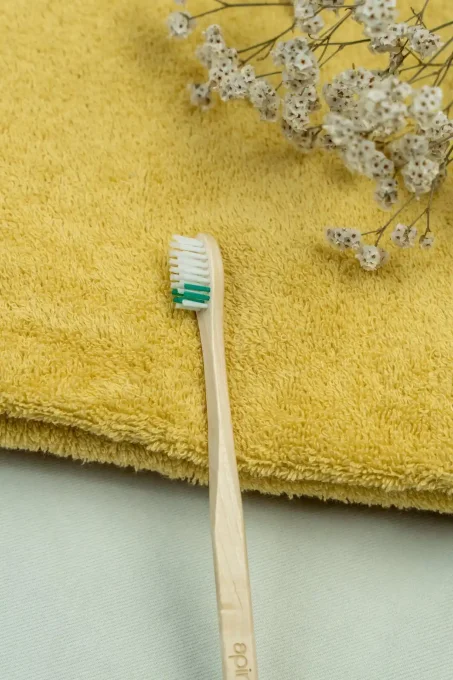 Brosse à dents adulte en bois - Apimani - Ker Gaïa