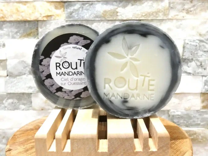 Savon Ciel d'Orage sur Ouessant de Route Mandarine - Mandarine, lavandin, patchouli, criste marine -