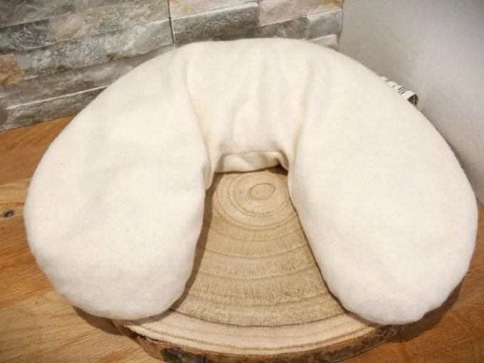 Coussin nuque aux noyaux de cerises et coton bio By Venga - Ker Gaïa