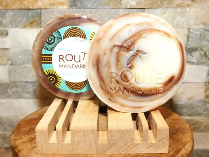 Savon Pause Africaine de Route Mandarine - Orange, cacao, tea tree, cèdre - Sugras - Ker Gaïa